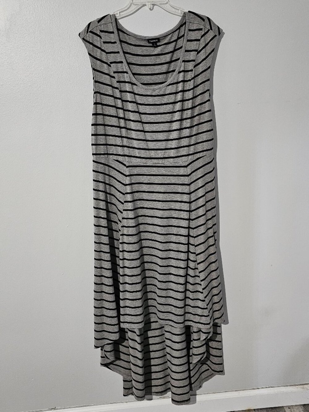 Torrid 2 Black Gray Striped Hi-Low Dress Sleeveless